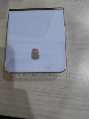 Samsung Galaxy W 16 GB Gold