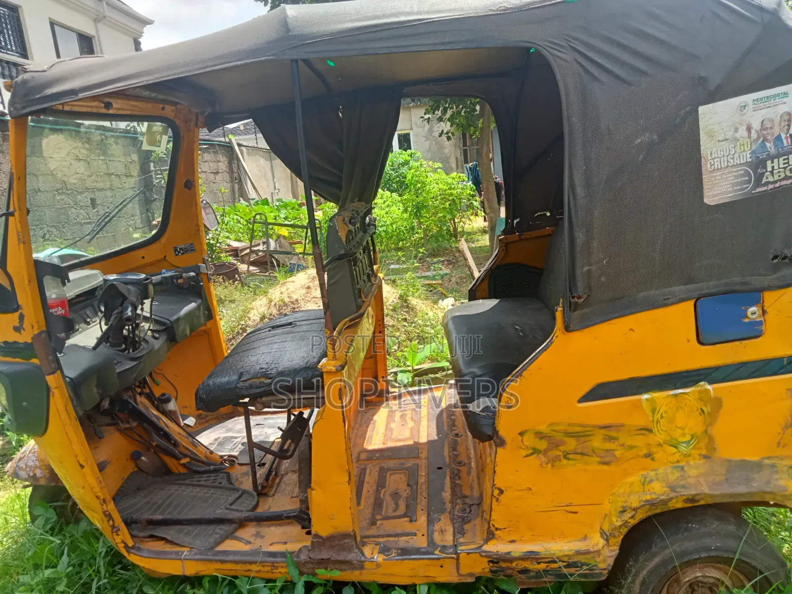 TVS Apache 160 4V 2021 Yellow