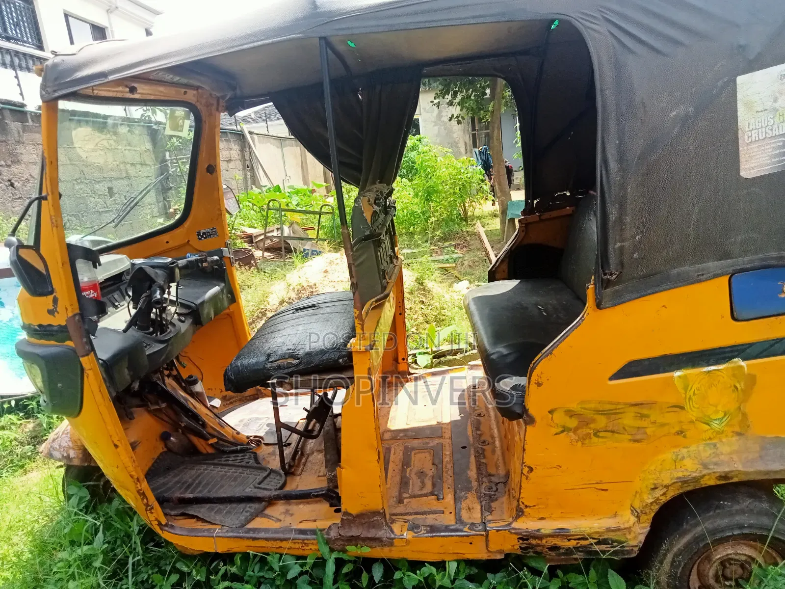 TVS Apache 160 4V 2021 Yellow