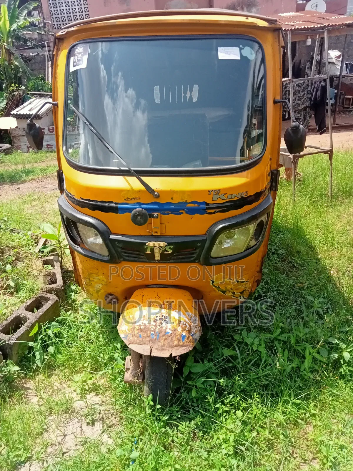 TVS Apache 160 4V 2021 Yellow
