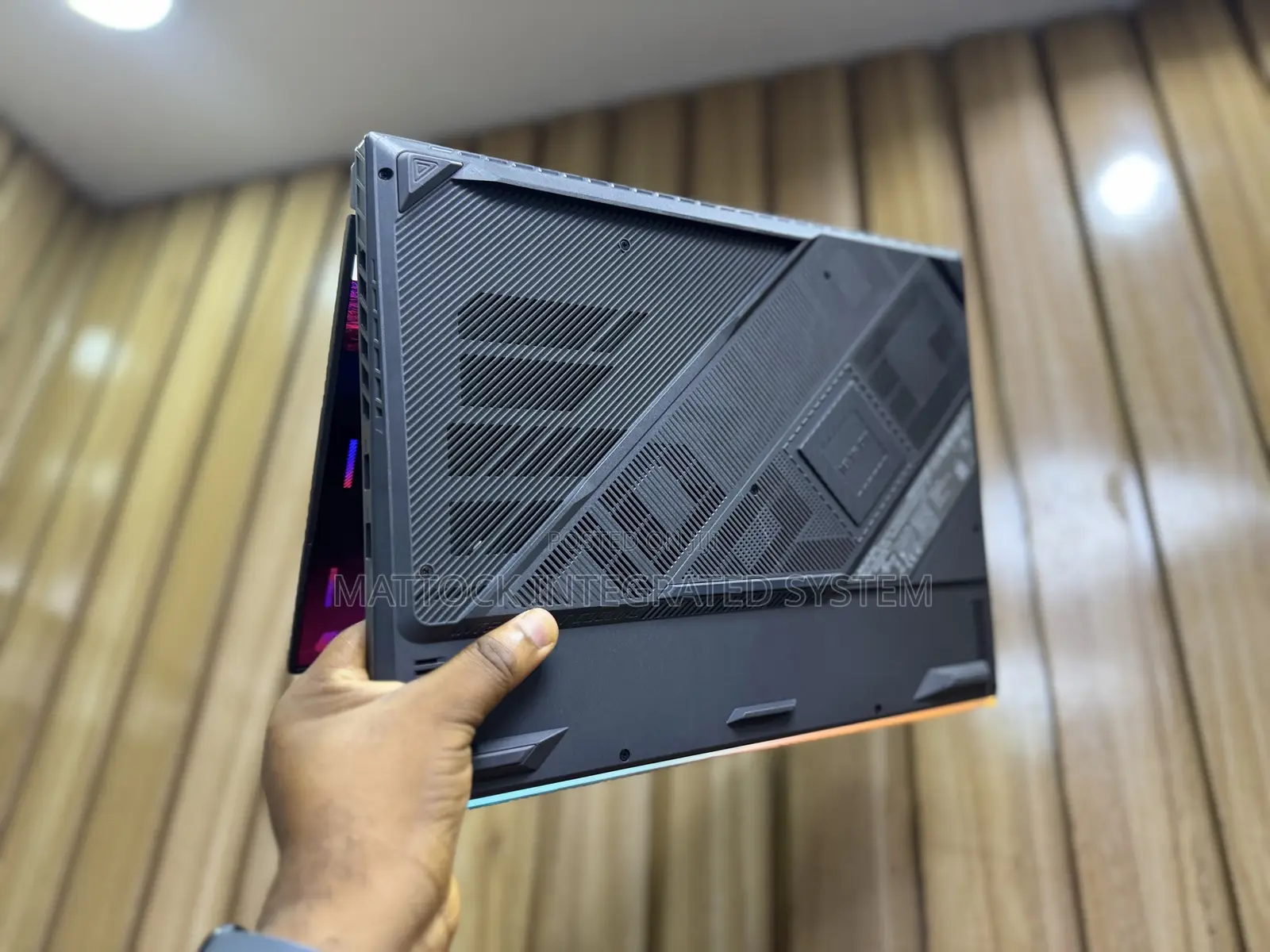 Laptop Asus ROG Strix G16 G614 16GB Intel Core i7 SSD 1T