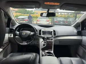 Toyota Venza 2011 Black