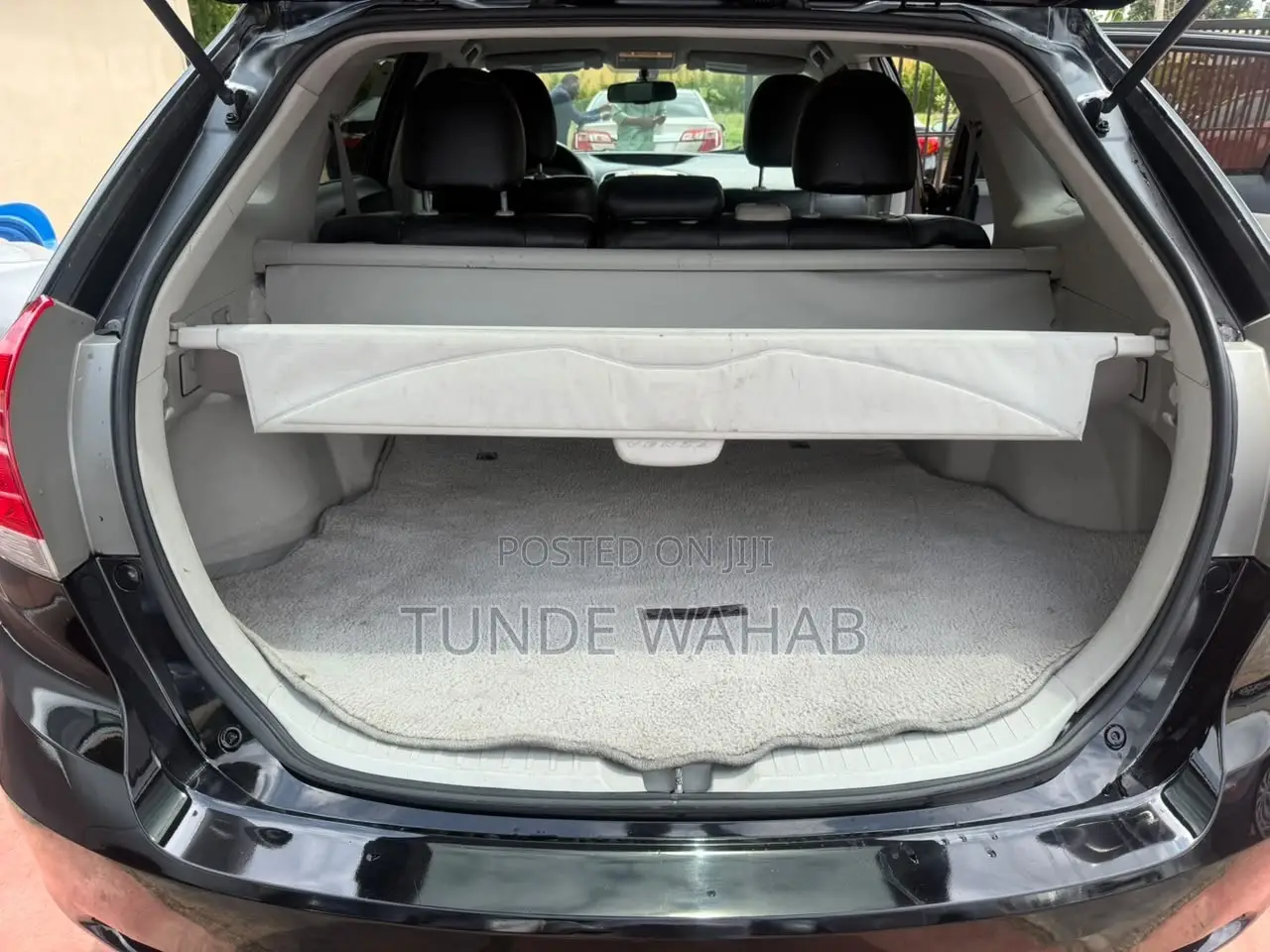 Toyota Venza 2011 Black