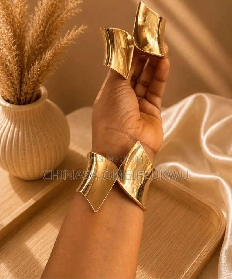 Chunky Bangles