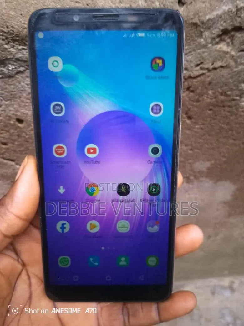 Infinix Hot 6 16 GB Silver