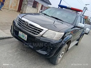 Toyota Hilux 2.0 VVT-i SRX 2012 Black