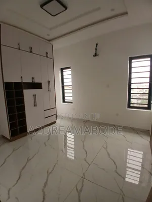 4bdrm Duplex in Ogudu Gra for rent