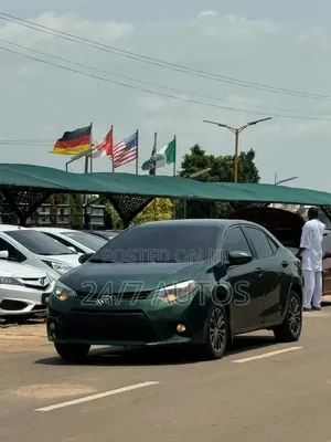 Toyota Corolla 2015 Green
