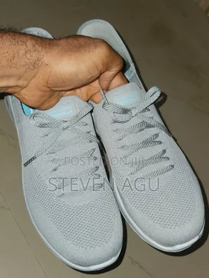 Original Skechers Hands-Free Slip-Ins Sneaker