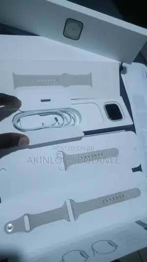 Apple Watch Series 8