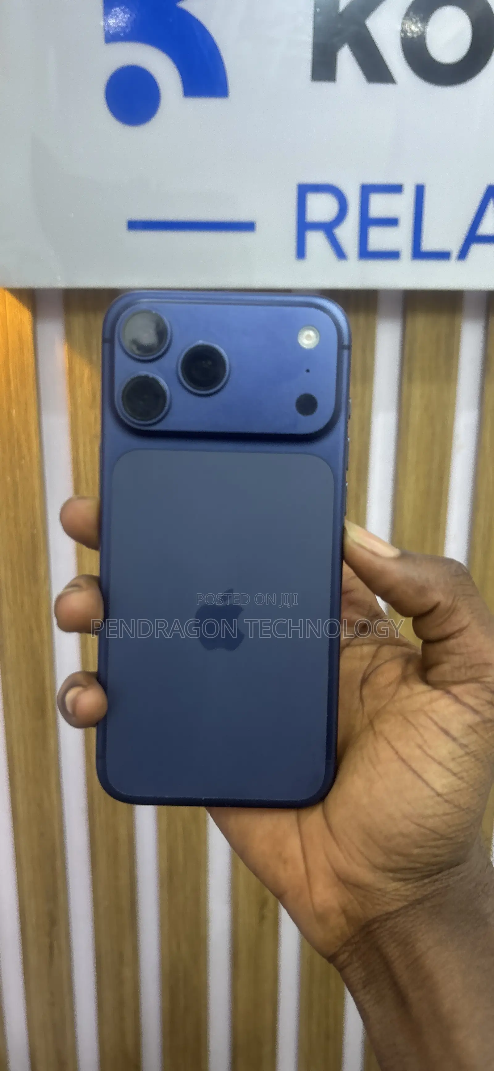 Apple iPhone 17 Pro Max 256 GB Blue