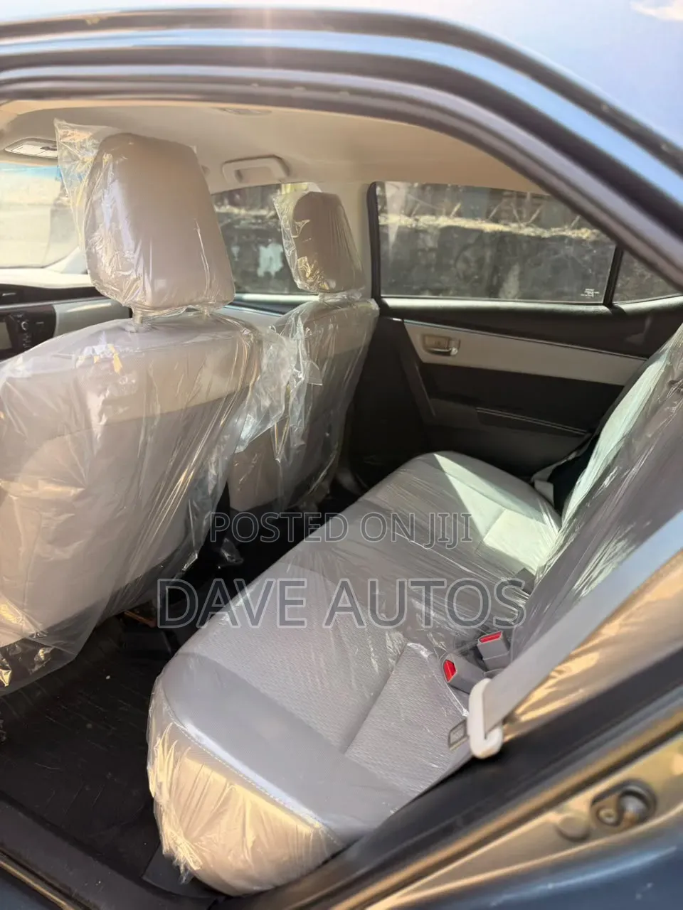 Toyota Corolla 2016 Brown