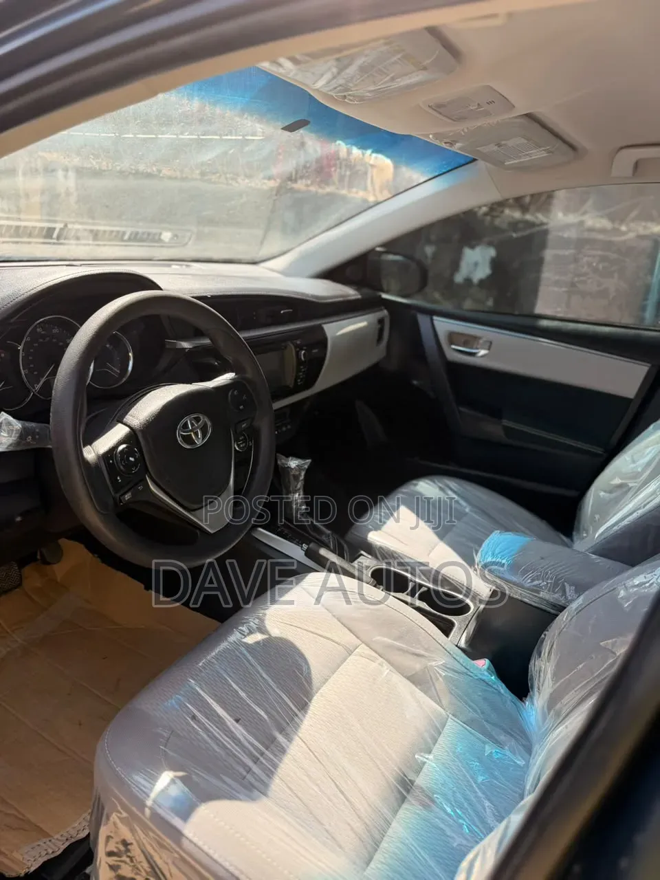 Toyota Corolla 2016 Brown