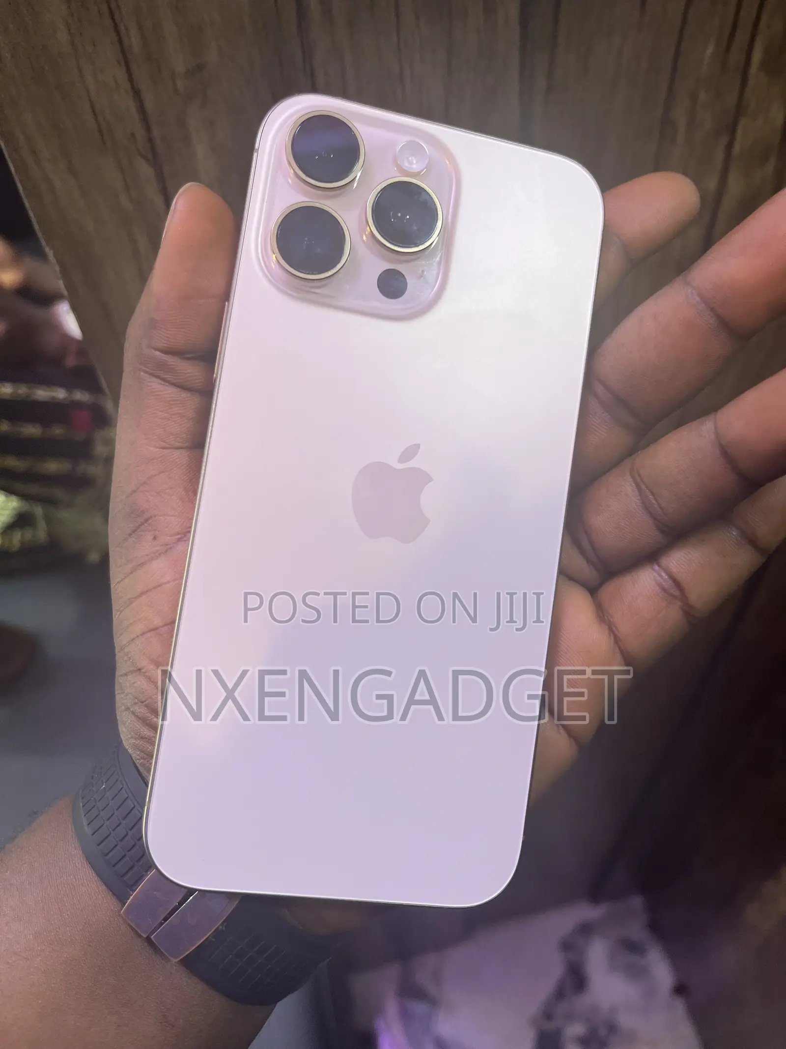 Apple iPhone 16 Pro Max 256 GB Gold