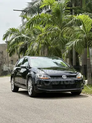 Volkswagen Golf TSI S 4dr Hatchback w/Sunroof (1.8L 4cyl Turbo 6A) 2015