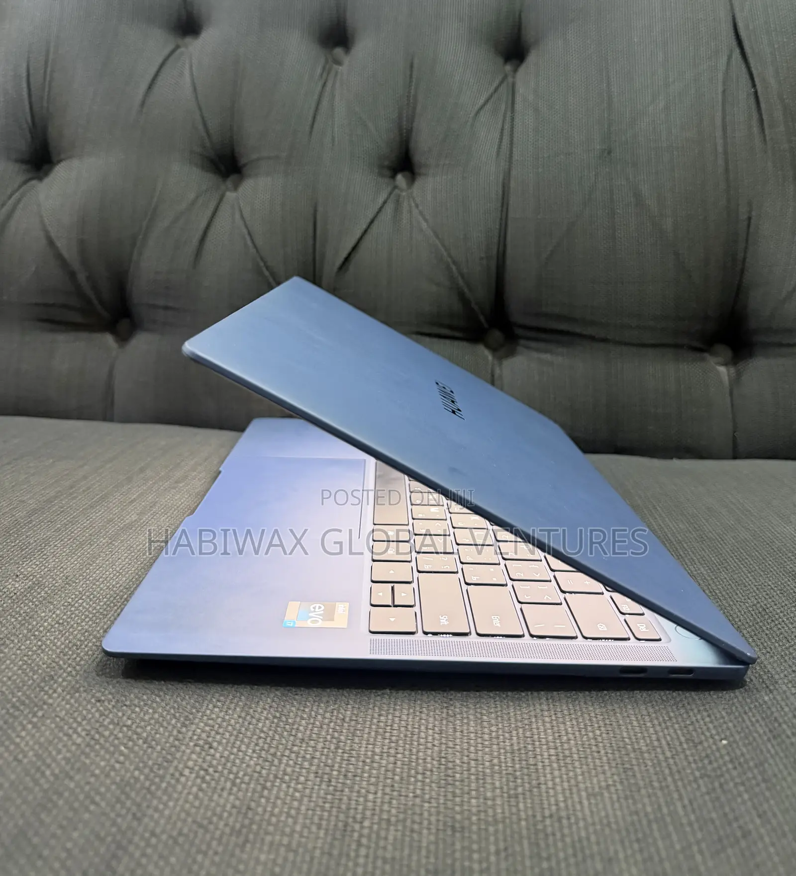 Laptop Huawei MateBook 13 WRT-W19E 16GB Intel Core i7 SSD 512GB