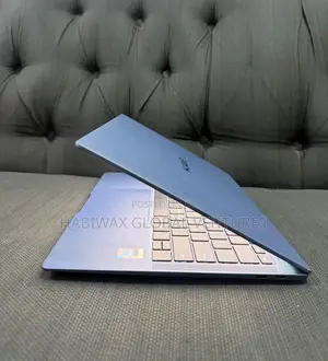 Laptop Huawei MateBook 13 WRT-W19E 16GB Intel Core i7 SSD 512GB