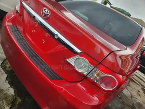 Toyota Corolla 2013 Red