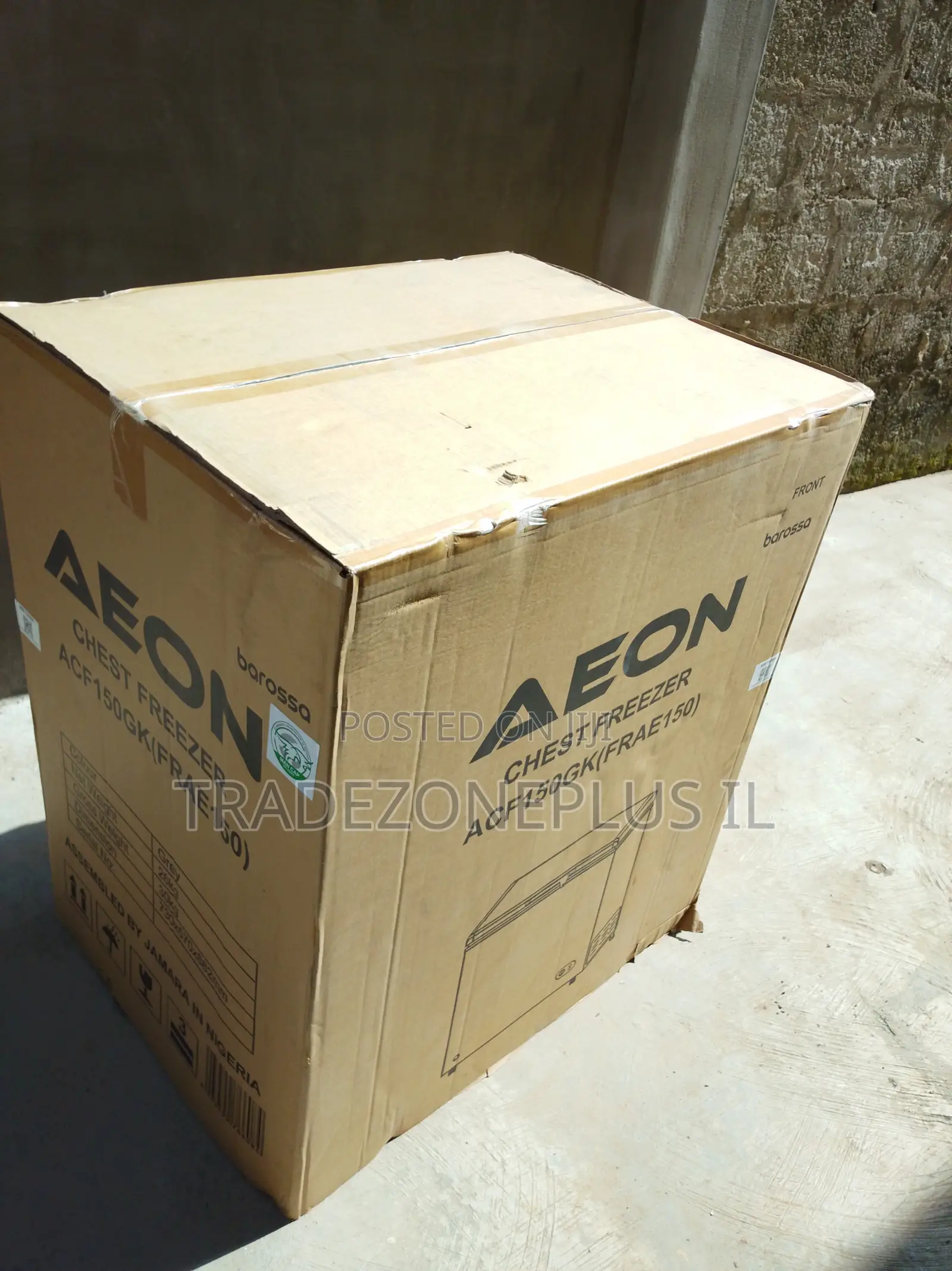 FRAE150 AEON Chest Freezer for Modern Homes