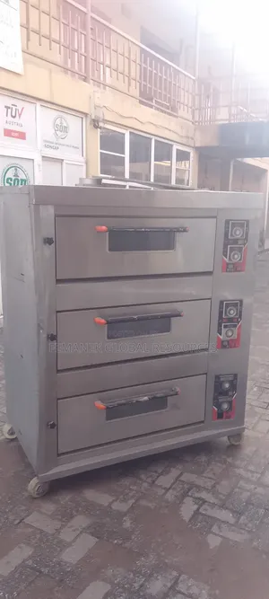 6 Tray Oven