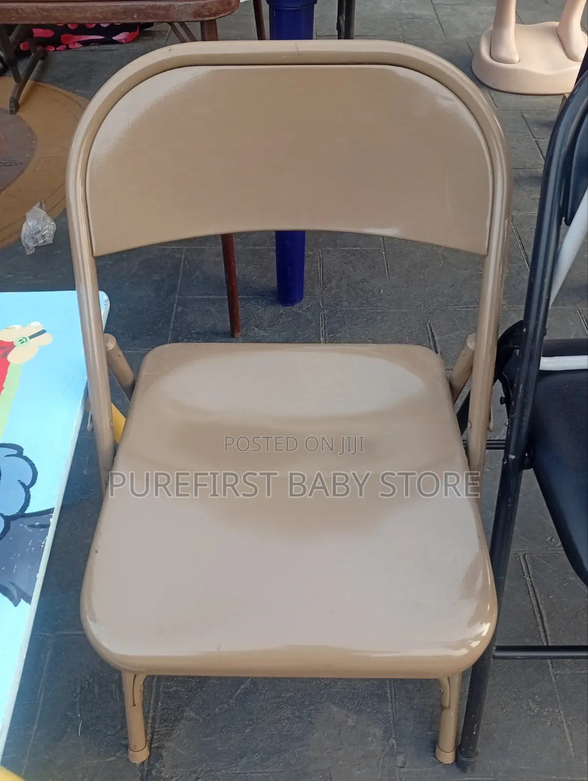 Foldable Chairs