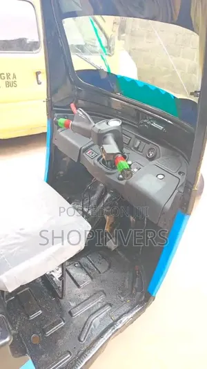 Tricycle 2022 Black