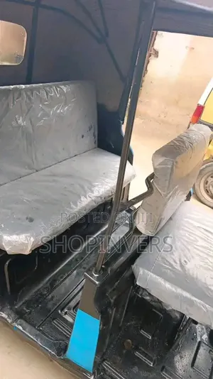 Tricycle 2022 Black