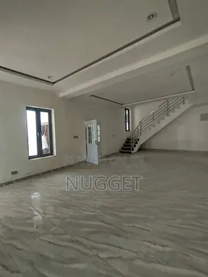 5bdrm Duplex in Nugget, Guzape District for sale