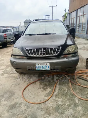 Lexus RX 2000 Black