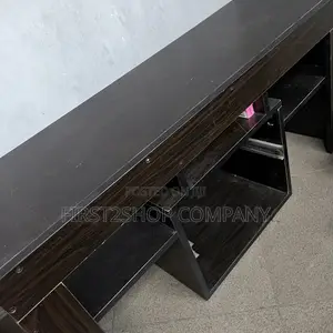 Seating Room TV Shelve