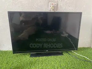 JVC 32 Inches TV