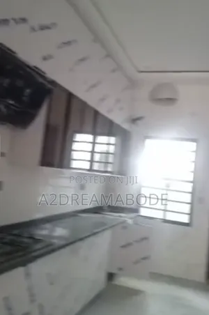 5bdrm Duplex in Ogudu for rent