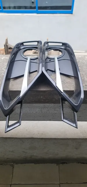 BMW F30 013 Fog Light Cover