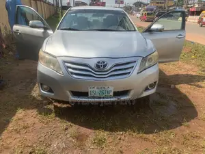 Toyota Camry 2008 Gray