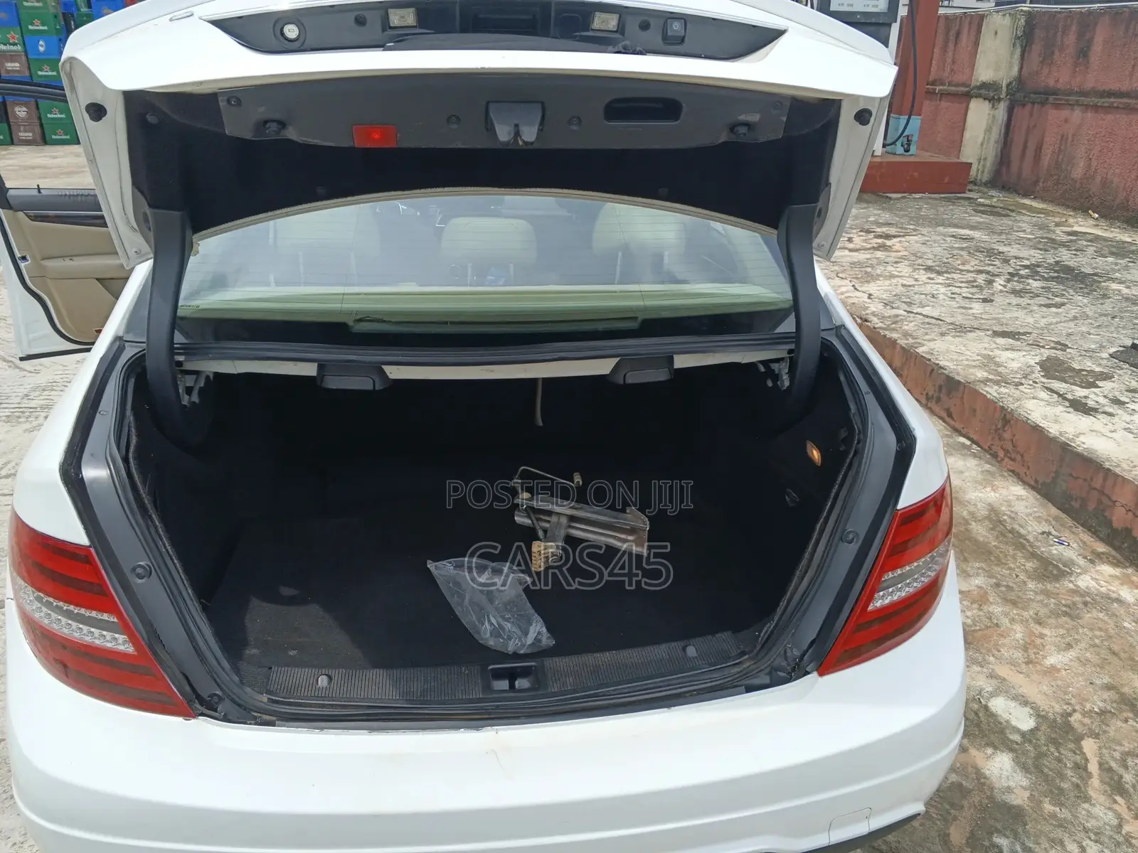 Mercedes-Benz C250 2012 White