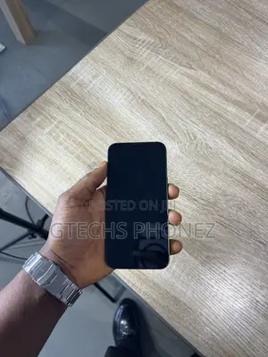 Apple iPhone 13 128 GB Green