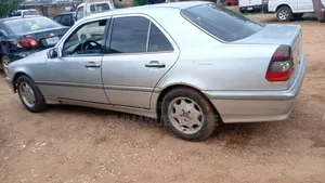 Mercedes-Benz 230E 2010 Gray