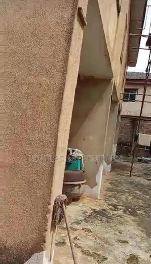 Furnished 2bdrm Block of Flats in Dolland Estate, Ifo for sale