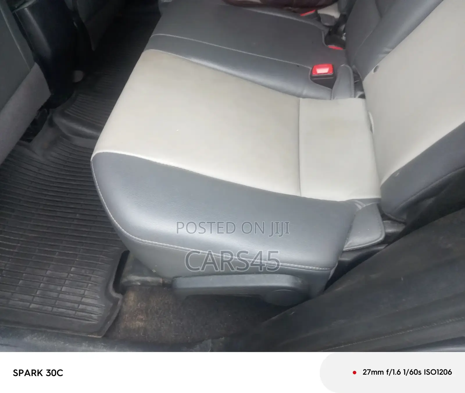 Toyota RAV4 2015 Gray