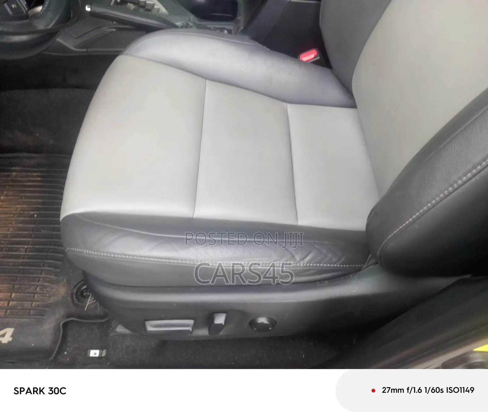 Toyota RAV4 2015 Gray
