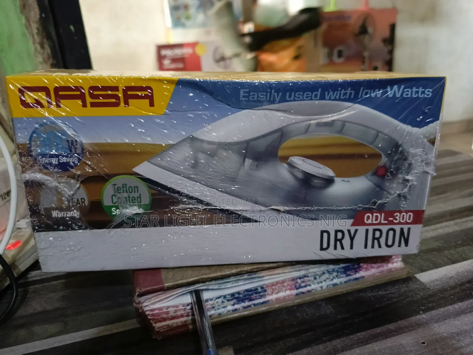 Qasa Solar Iron