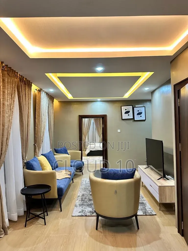 5 Bedroom Duplex With Bq