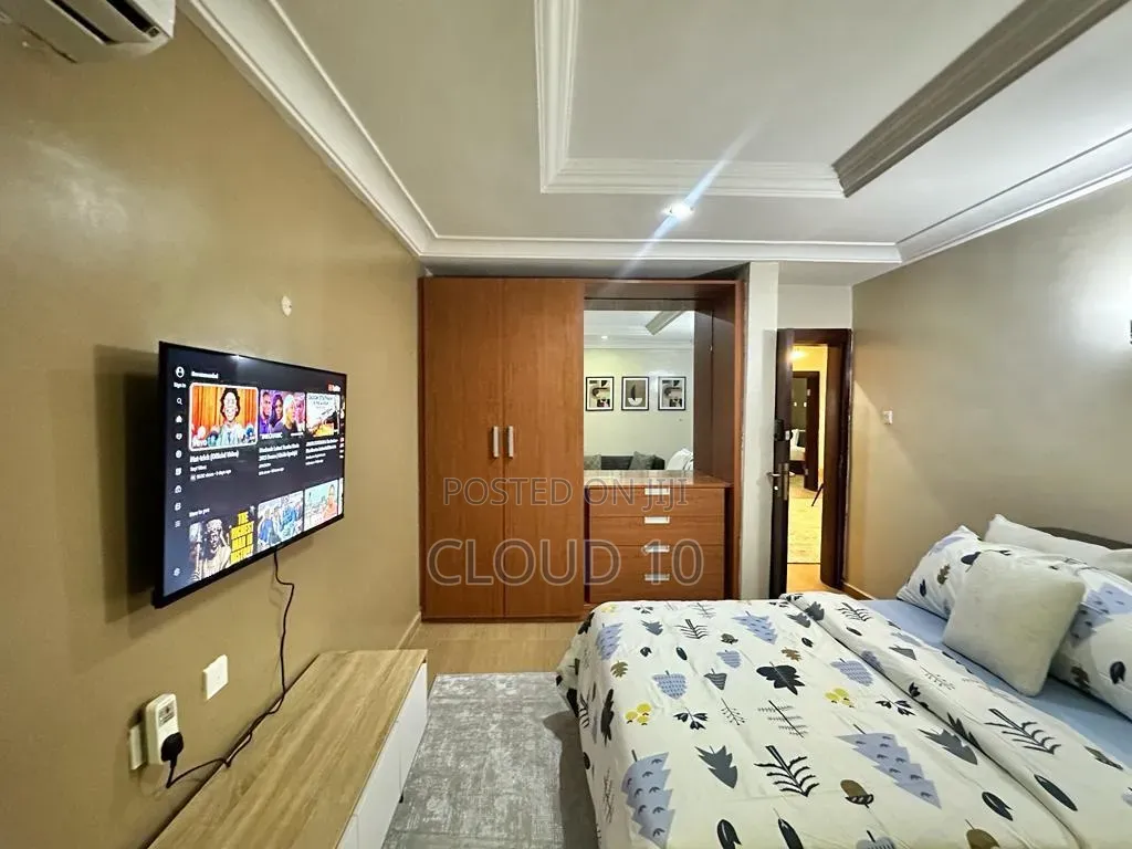 5 Bedroom Duplex With Bq