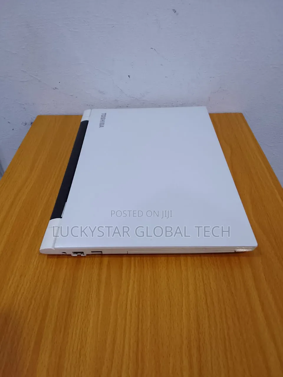 Laptop Toshiba 8GB Intel Pentium HDD 320GB