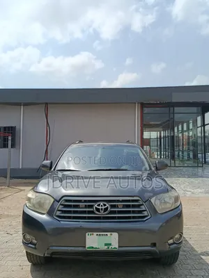 Toyota Highlander Base 2010 Gray