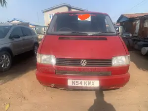 Volkswagen Transporter 2003 Red