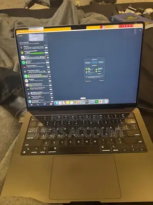 Laptop Apple MacBook Pro 2023 M3 Pro 18GB Apple M3 Pro SSD 512GB