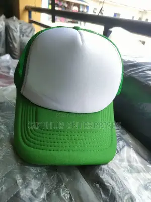 2-Colour Mesh Face Caps for Branding | Bulk Supply
