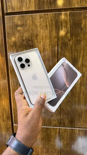 Apple iPhone 16 Pro 256 GB Gold