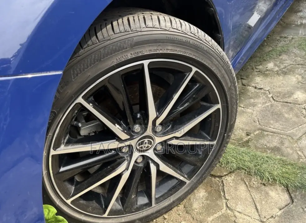 Toyota Camry 2023 Blue